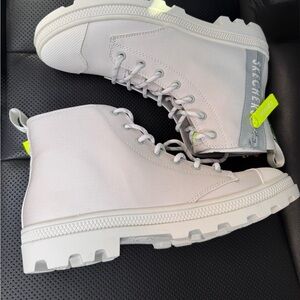 Skechers - Roadies Miss Military Size 10